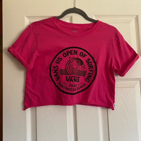 Vans Tops - Vans cropped tee shirt